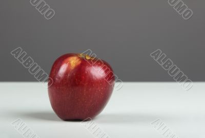 Red apple