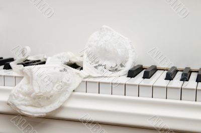 Piano &amp; Lace