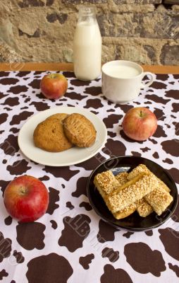 Milk, cookies and apples