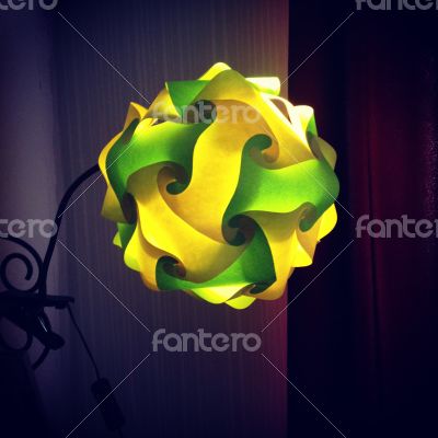 Loomi Lamp