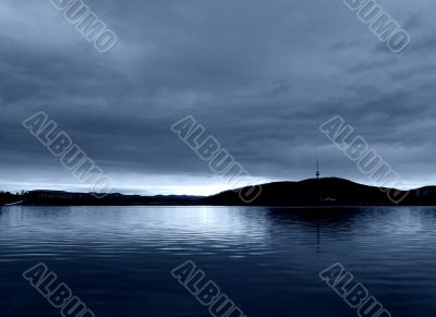 lake burley griffin