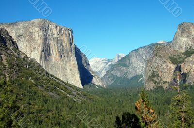 Tunnel Viewpoint Yosemite National Park